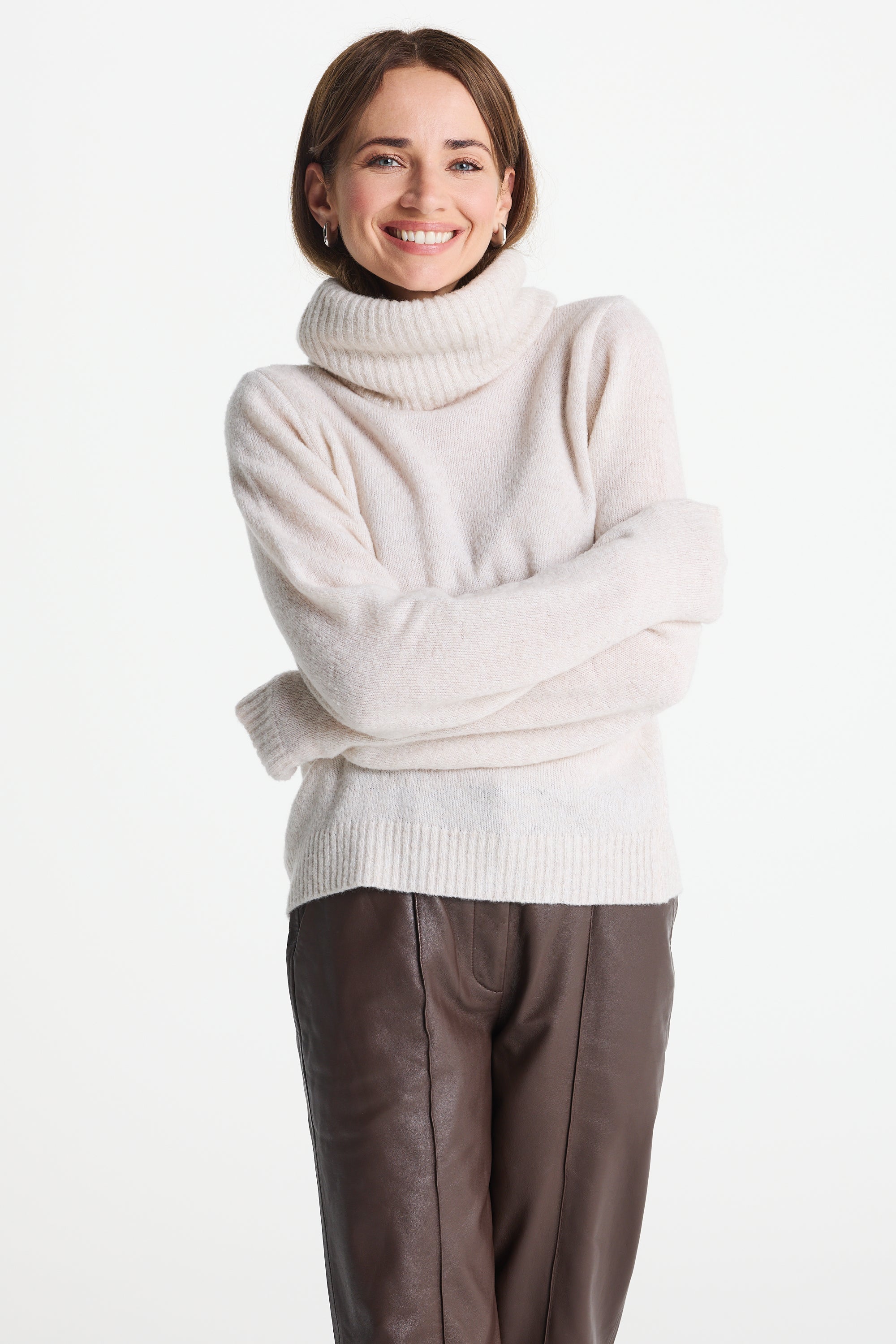 Sweter AURELIA jasnobeżowy